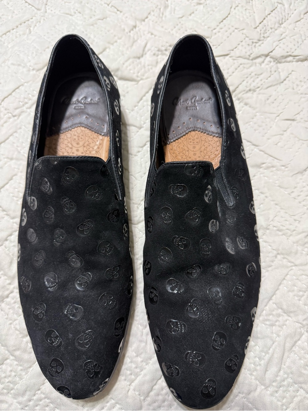 Robert Graham Black Skull-Pattern Slip-On Loafers